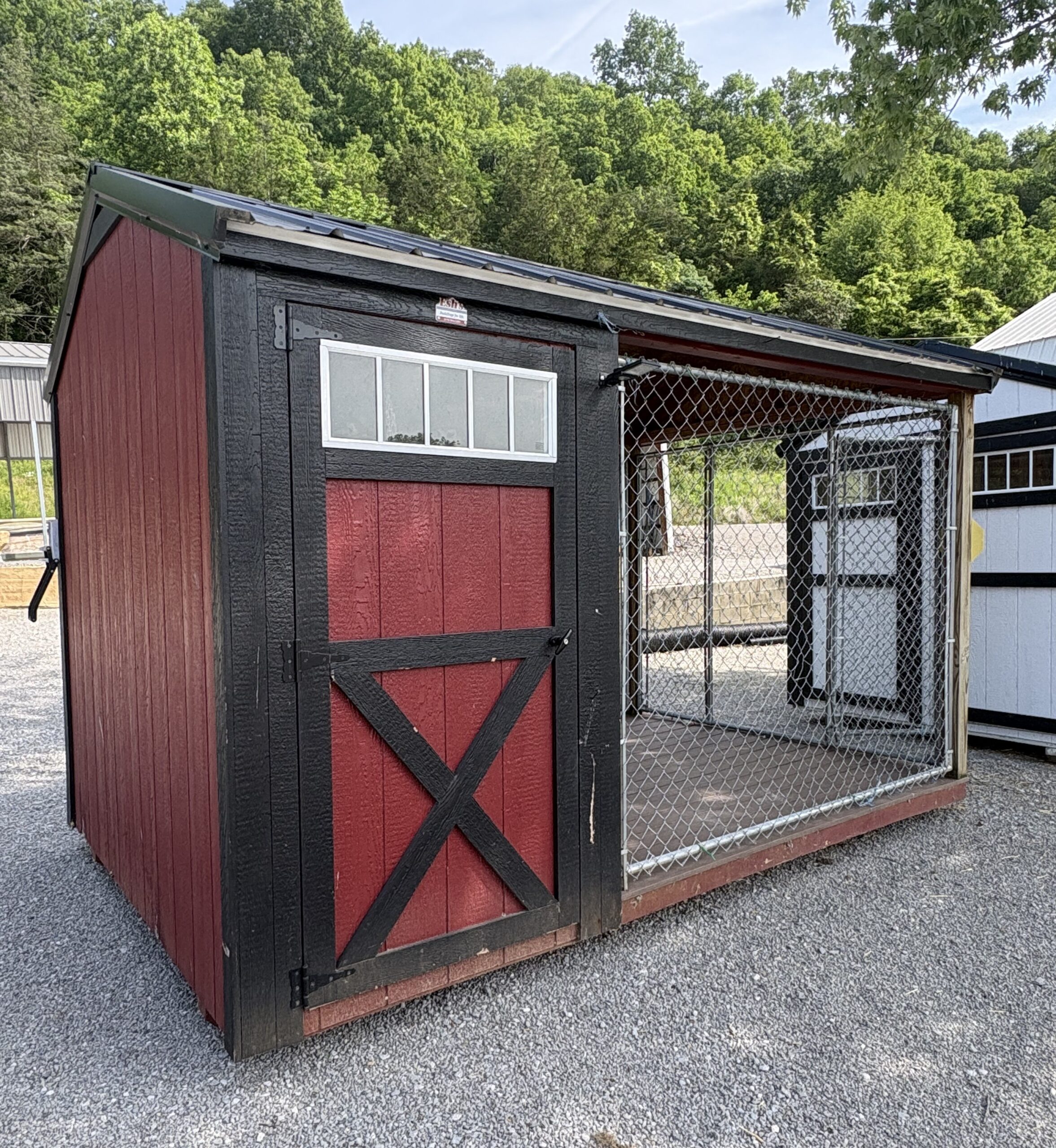 8x12 Dog Kennel - Image 2