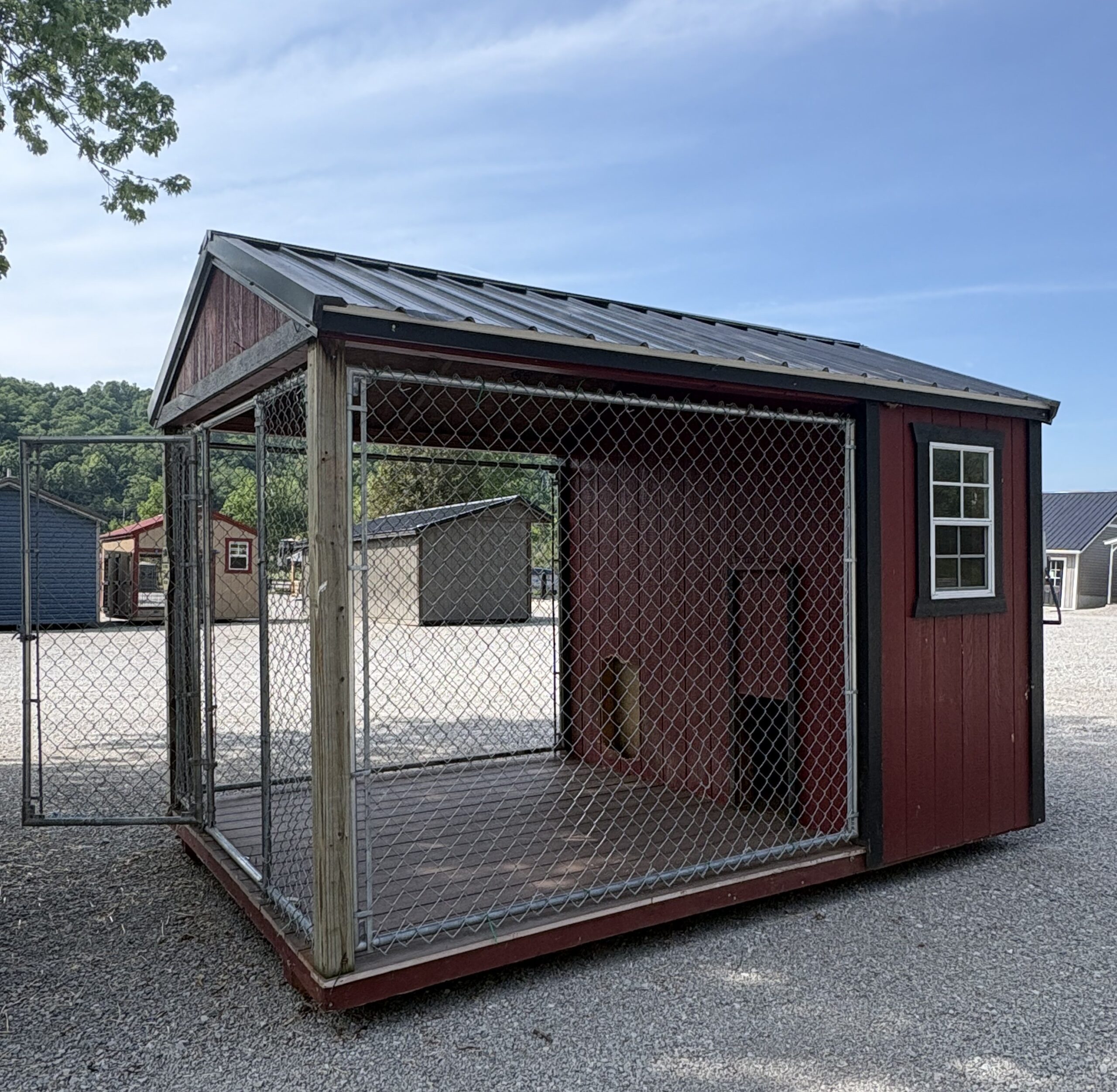 8x12 Dog Kennel - Image 4