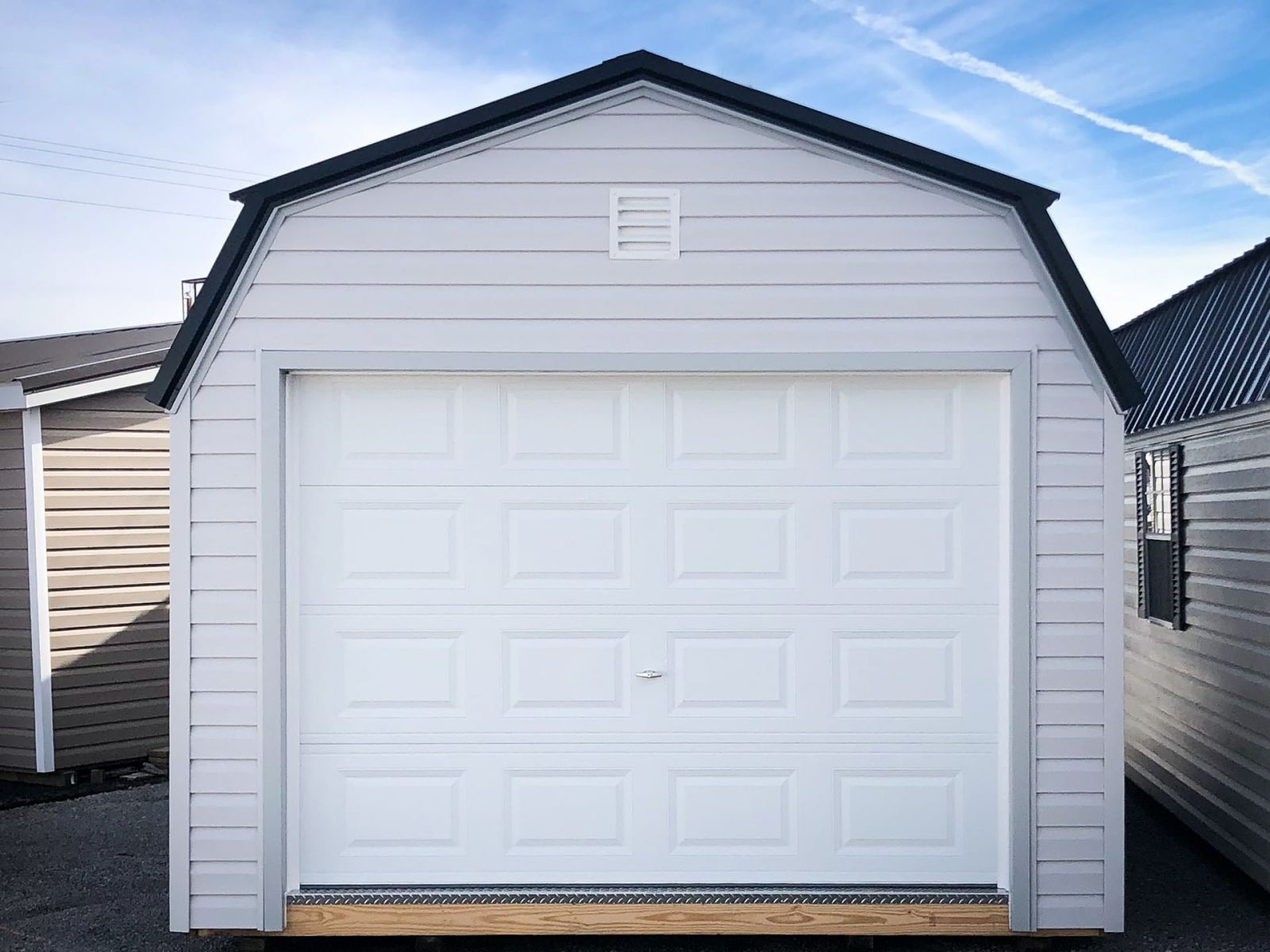 A garage shed for sale near Russellville, KY