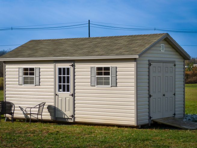 A shed for sale in Paris, TN